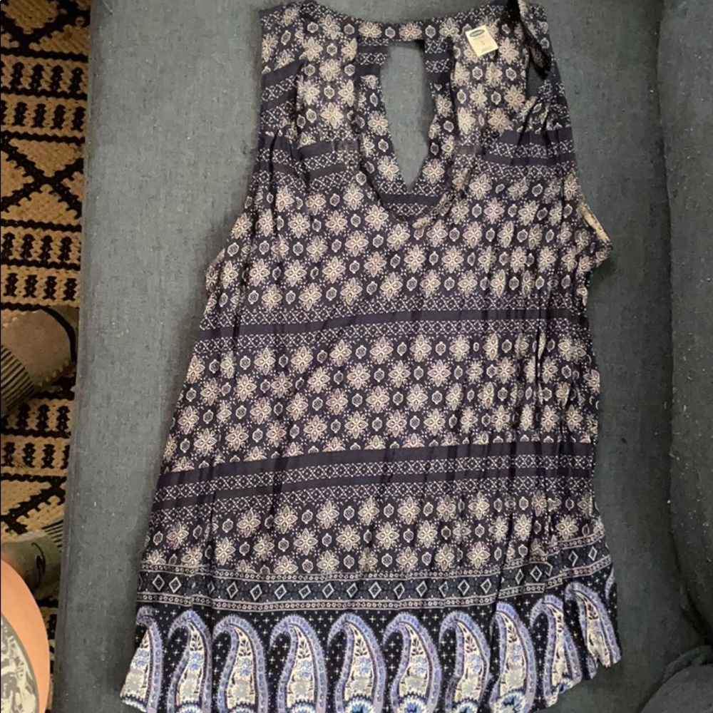 Navy and white patterned tank top